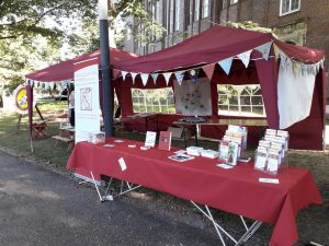 Glücksrad und Beutelbemalen beim Weltkinderfest 2018